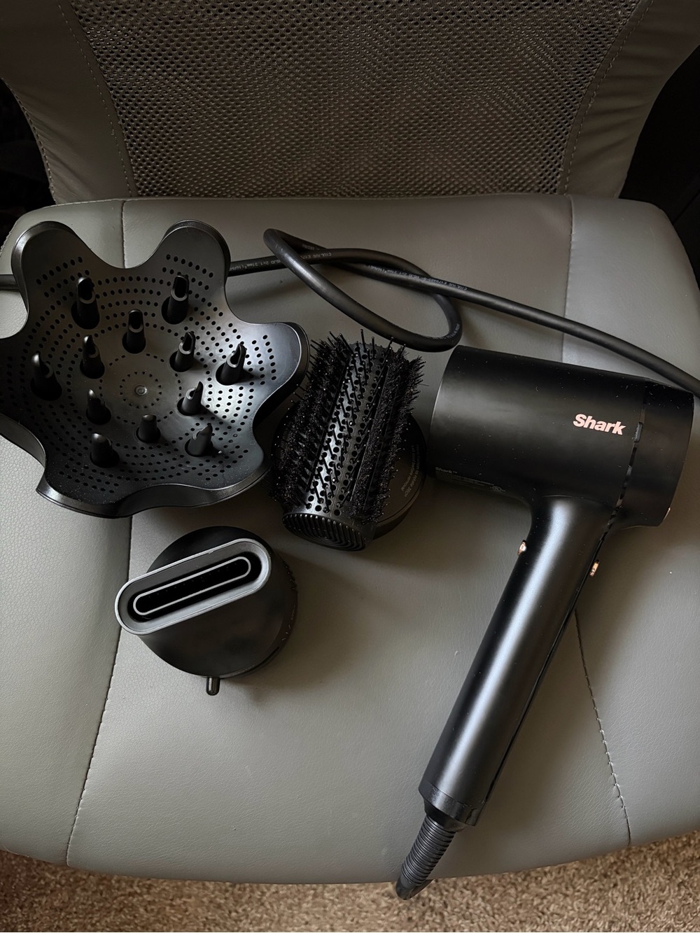 Shark Black Hyperair Hair Dryer with Diffuser & Styling Attachments